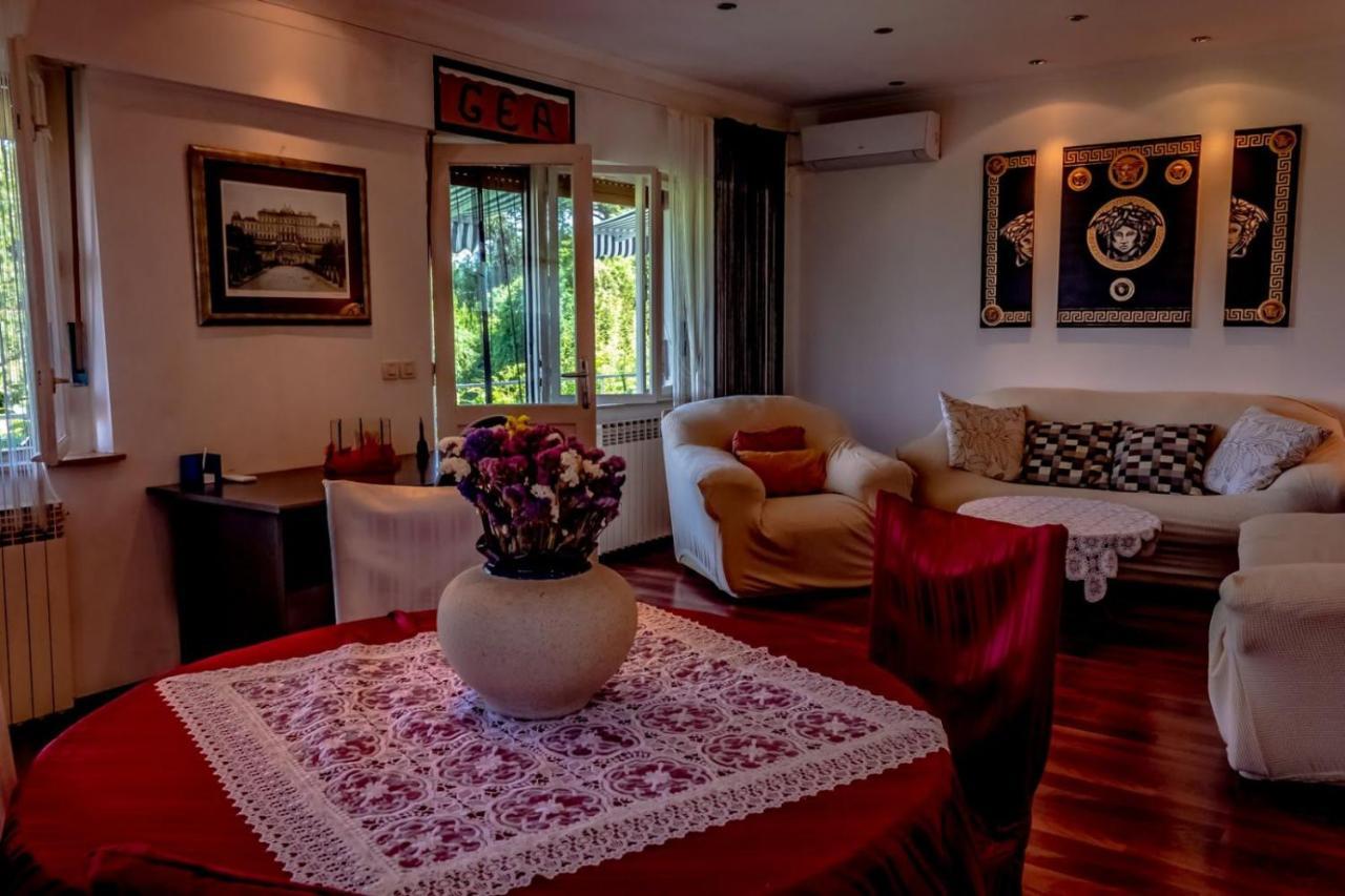 Apartment Gea อิตชิชี ภายนอก รูปภาพ